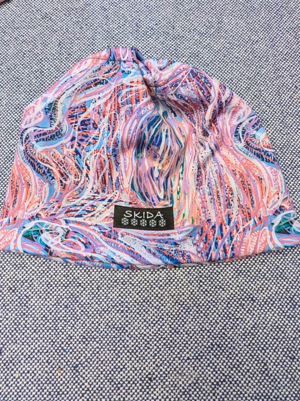 Skida Alpine Fleece Lined Multicolor Swirl Beanie
